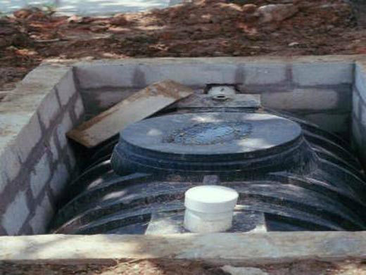 septic tank repair empty